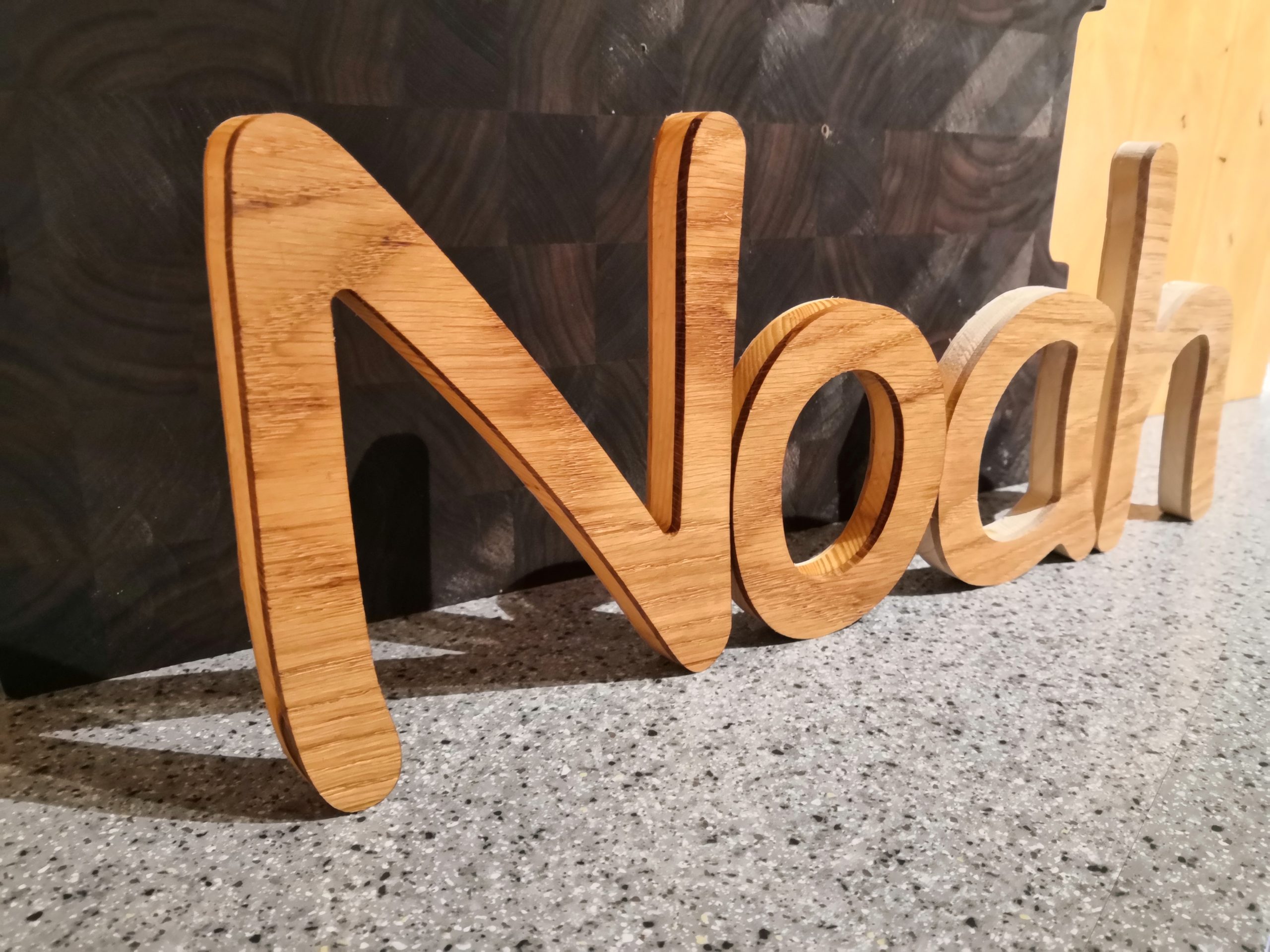 3D Buchstaben aus Holz